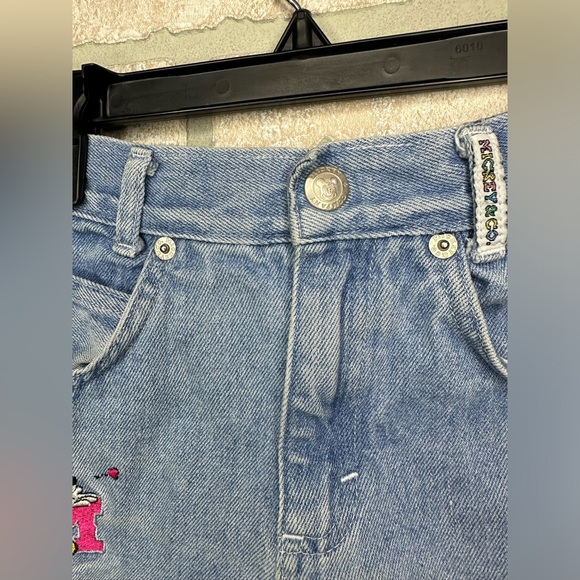 Vintage 90’s Kids Mickey & Co Embroidered Denim Shorts - 0276 - Picture 4 of 10